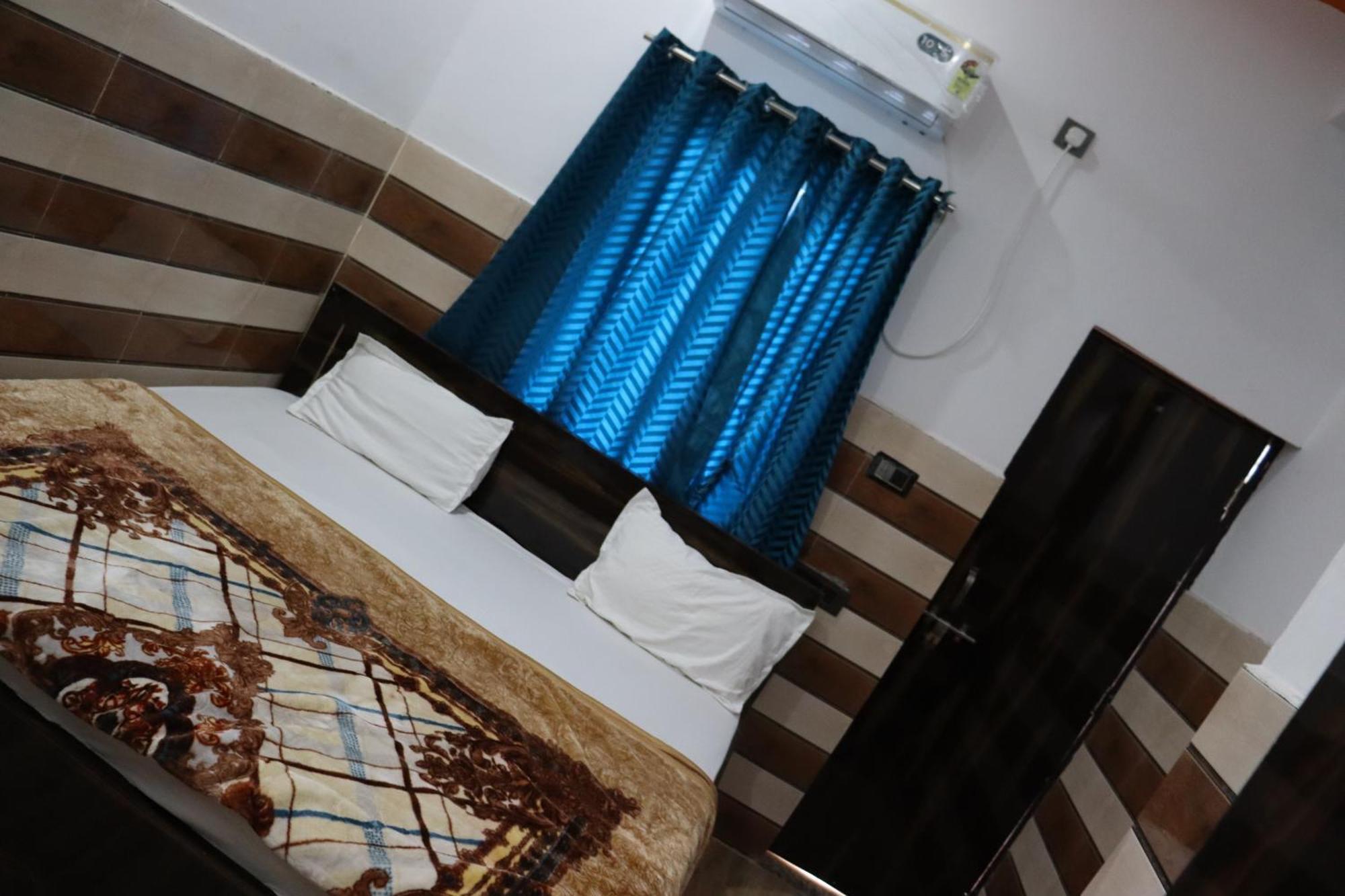 K.D.Dham Near Prem Mandir1 Hotel Vrindavan Exterior photo